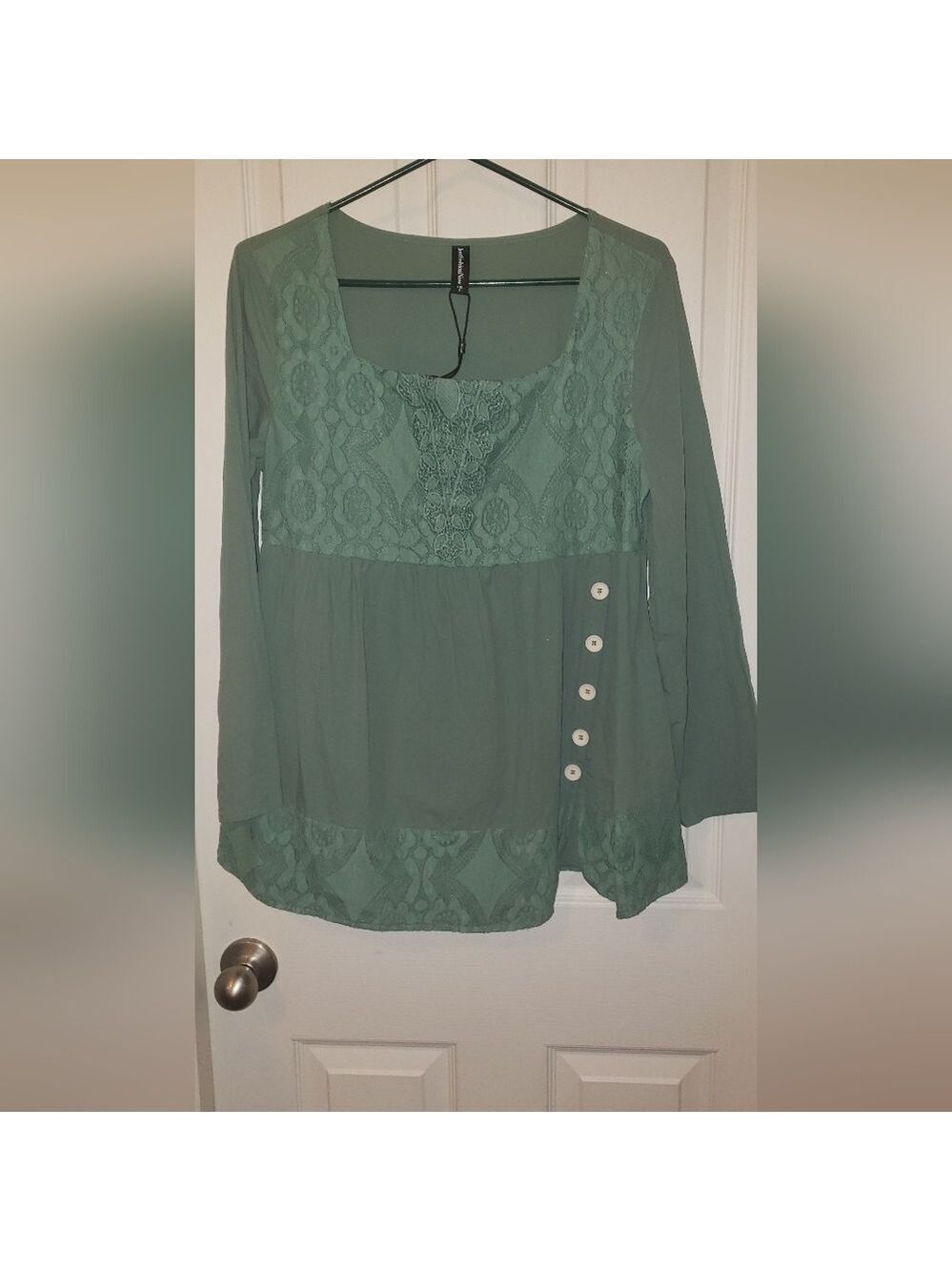 Green Long Sleeve Button Top Small